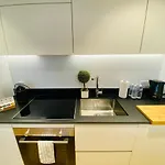 Luxury Flat With Terrace&Parking-Rtl1